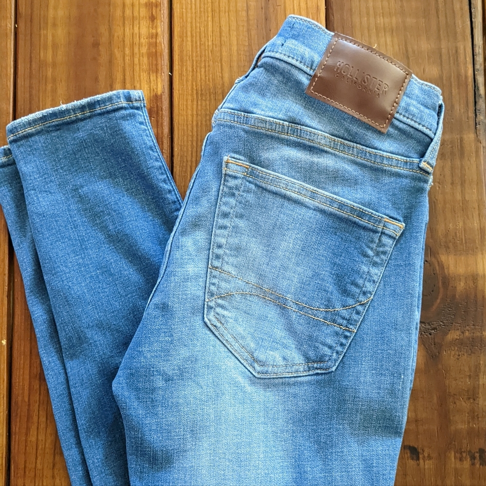 Men's super skinny advanced stretch Hollister jeans size 29x32